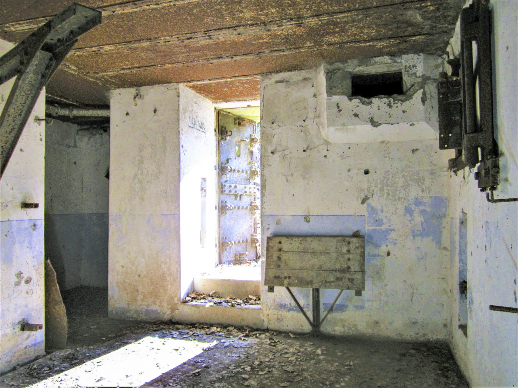 Ligne Maginot - GUNSTHAL FERME EST - (Blockhaus pour arme infanterie) - Chambre de tir - Gregory Fuchs