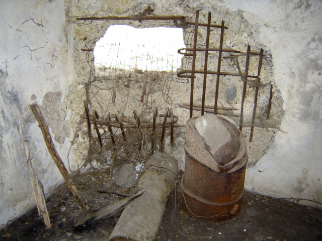 Ligne Maginot - WIDSAL SUD - (Blockhaus pour arme infanterie) - Créneau coté Nord - Patrick KRETTNICH