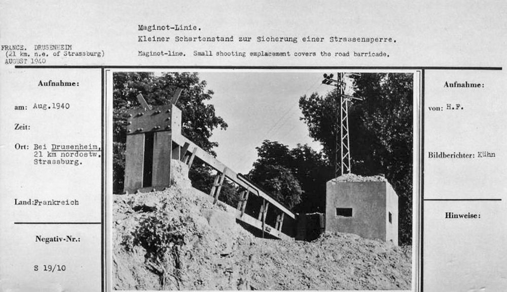 Ligne Maginot - Blockhaus et barrière du Pont Kreuzrhein - Cliché allemand d'aout 1940 - KUHN