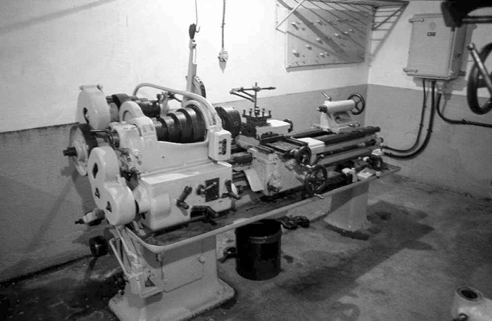 Ligne Maginot - SAINTE AGNES (SAG) - EO9 - (Ouvrage d'artillerie) - L'atelier - LOVINY Alain