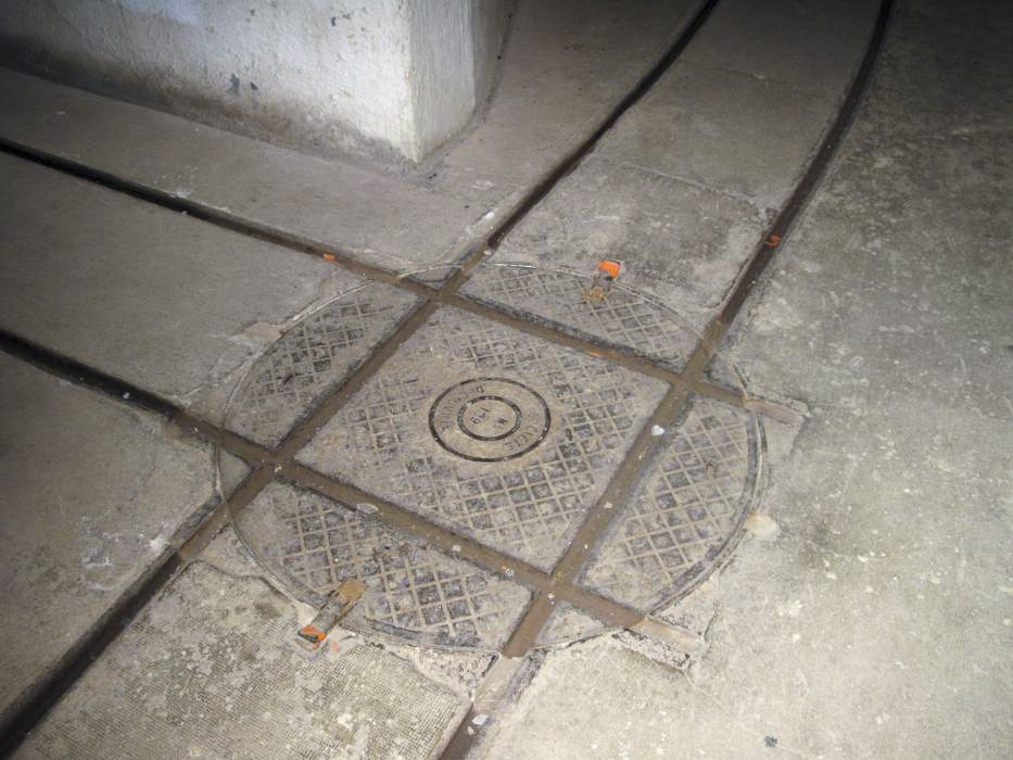 Ligne Maginot - SAINTE AGNES (SAG) - EO9 - (Ouvrage d'artillerie) - Plaque tournante permettant la rotation des wagonnets de voie de 60 cm Decauville - Tangopasso