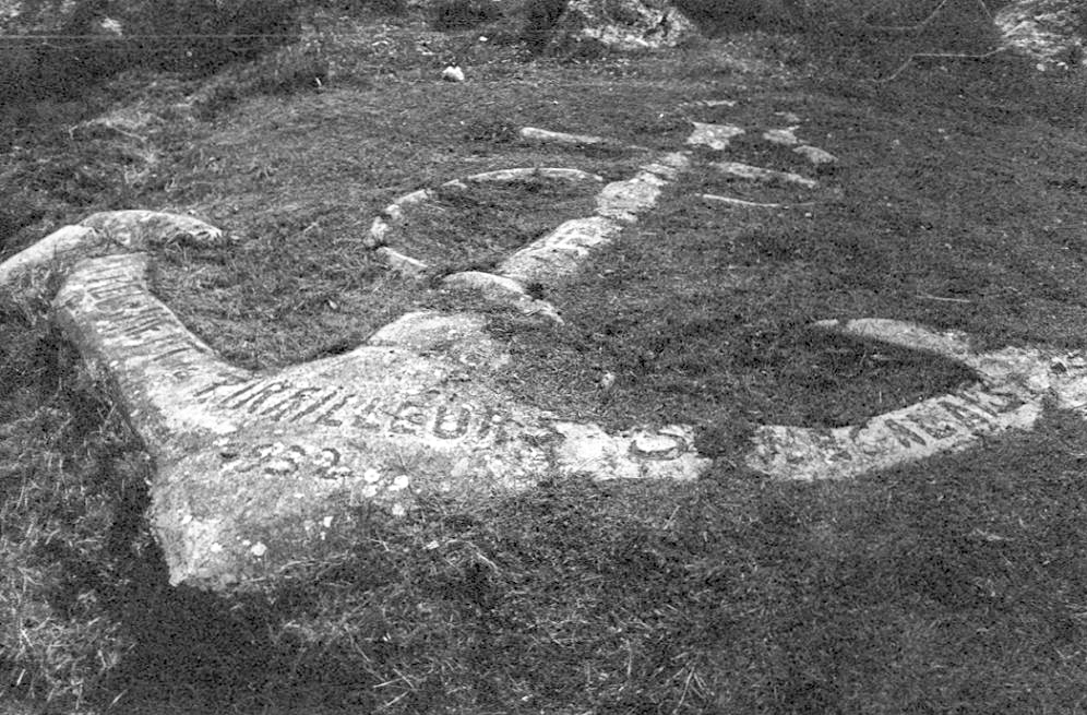 Ligne Maginot - SAINTE AGNES (SAG) - EO9 - (Ouvrage d'artillerie) - Ancre de marine à sa position d'origine au Col du Verroux. Cette ancre est aujourd'hui visible à proximité de l'ouvrage de Sainte Agnés - LOVINY Alain