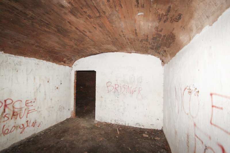Ligne Maginot - INGWILLER - GEBIRGSWALD (RFL ET/OU 43° CAF) - (PC de Région Fortifiée) - Une des alvéoles communiquant à l'extérieur - Antoine SCHOEN