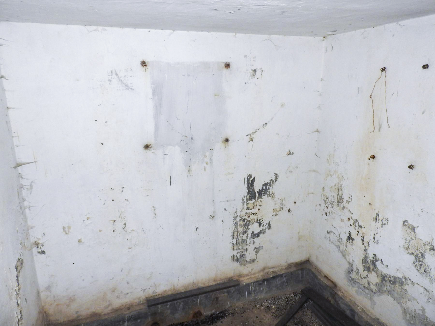 Ligne Maginot - C3 - (Chambre de coupure) - L'intérieur de la chambre de coupure - STENGER Mathieu