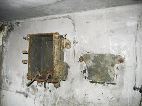 Ligne Maginot - E' - (Chambre de coupure - Avec central) - Boitiers de protection pour lignes de campagne - Pascal LAMBERT