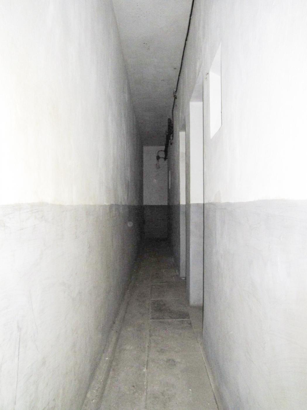 Ligne Maginot - BUCHHOLZBERG (I / 79° RIF) - (Abri) - Couloir latéral, à droite entrées des chambres pour officiers - Gregory Fuchs