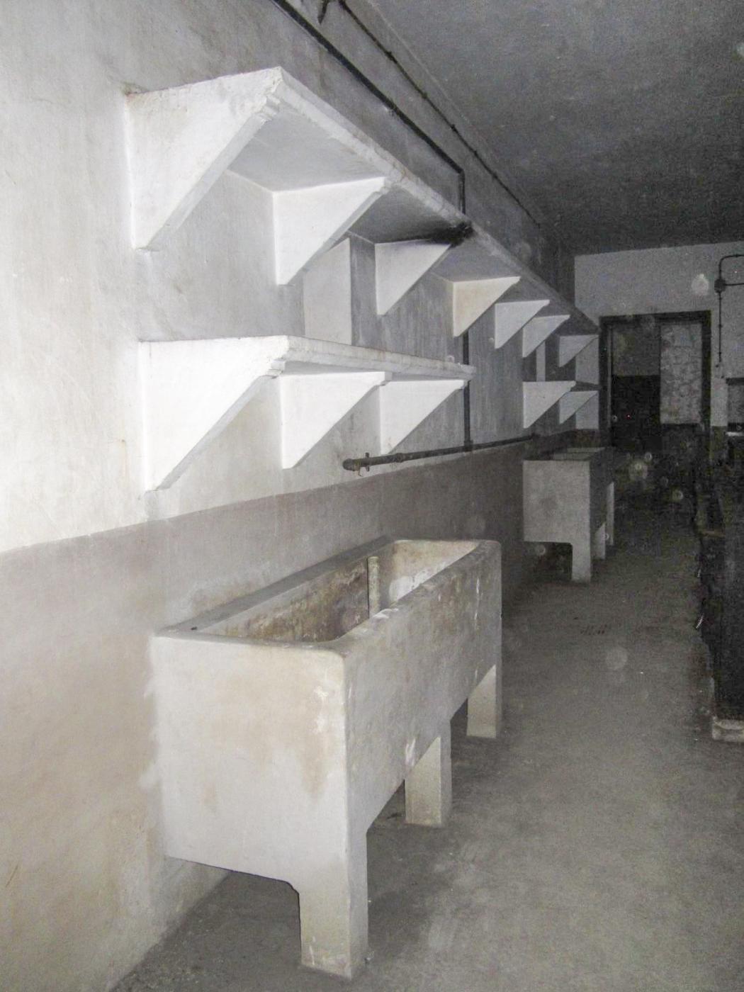Ligne Maginot - BUCHHOLZBERG (I / 79° RIF) - (Abri) - Evier et étagères - Gregory Fuchs
