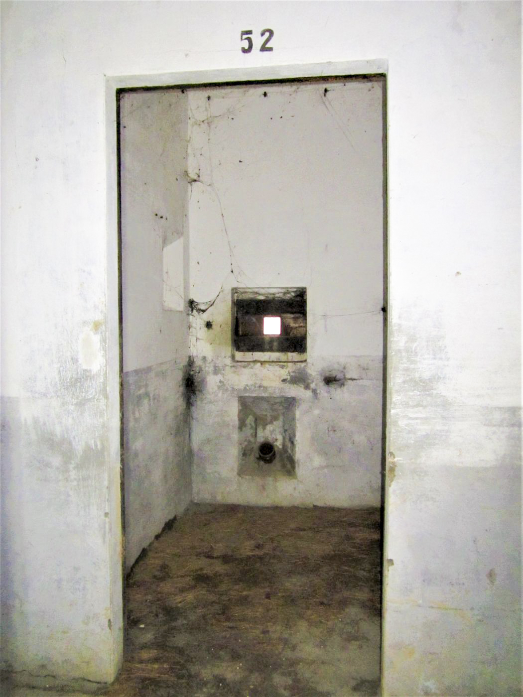 Ligne Maginot - HOFFEN - (Abri) - Entrée du local ventilateur air vicié - Gregory Fuchs