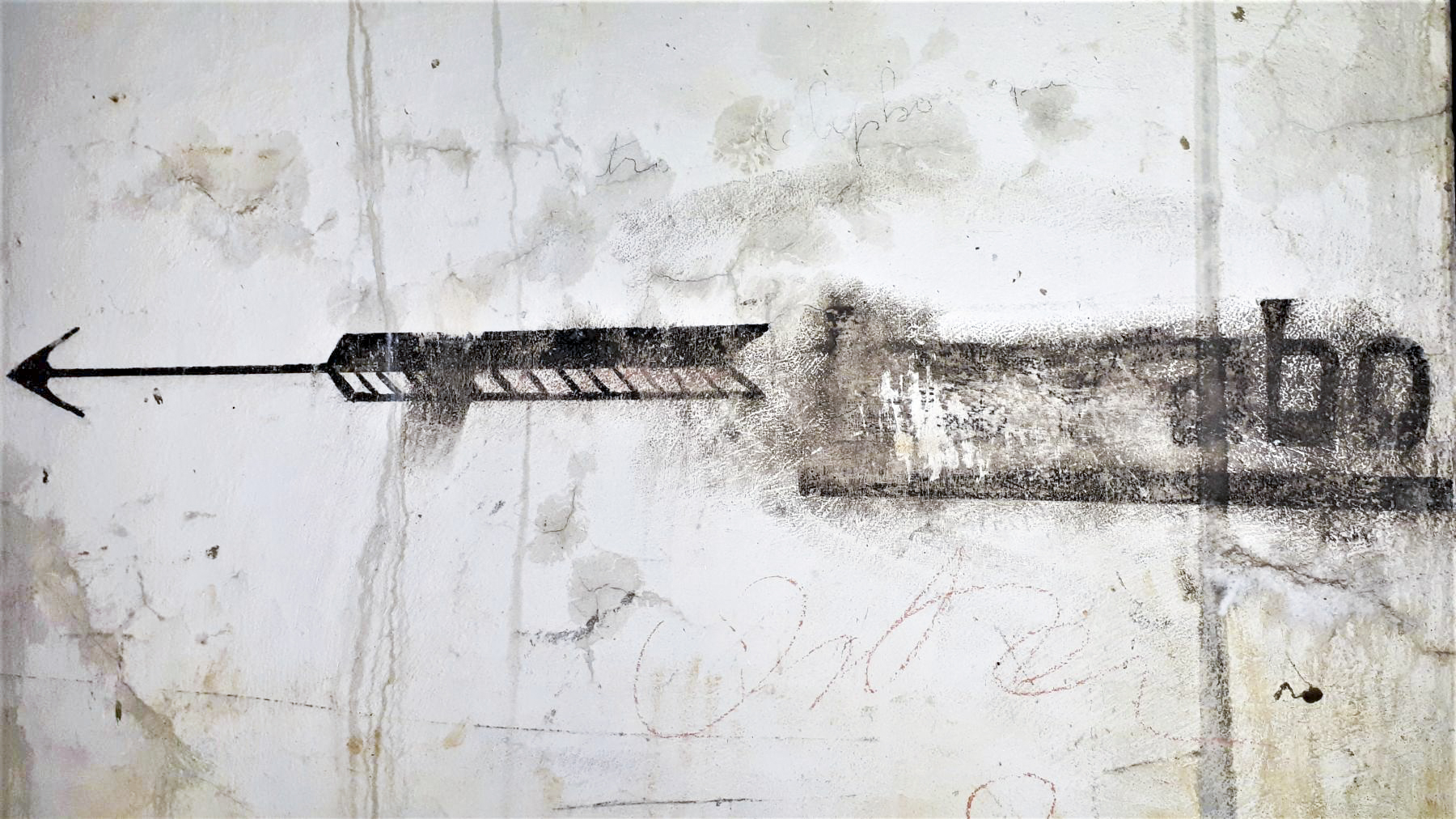 Ligne Maginot - HOFFEN - (Abri) - Inscription lavabo dans le couloir coté Sud - Gregory Fuchs