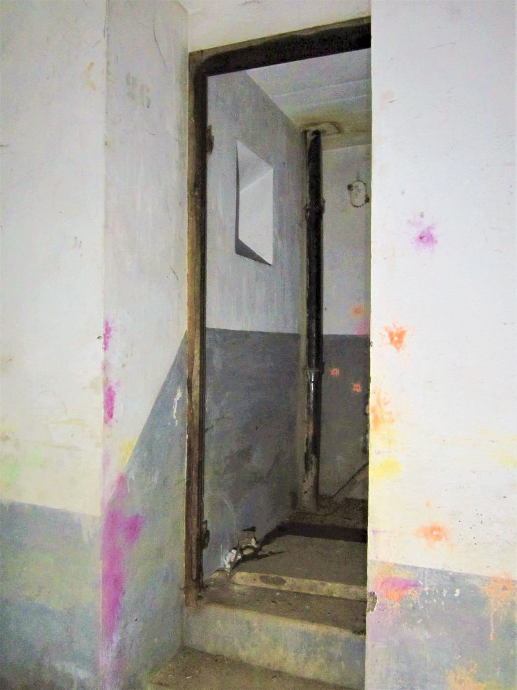 Ligne Maginot - HOFFEN - (Abri) - Entrée des latrines pour officiers - Gregory Fuchs