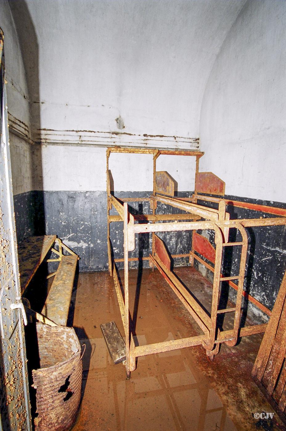 Ligne Maginot - FREUDENBERG (Observatoire d'artillerie) - Chambre de repos - Lia VERMEULEN