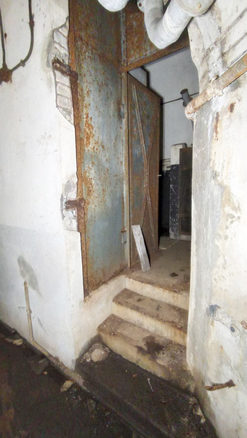 Ligne Maginot - FREUDENBERG - (Observatoire d'artillerie) - Entrée du local technique et sanitaire - Baptiste GAUDIN