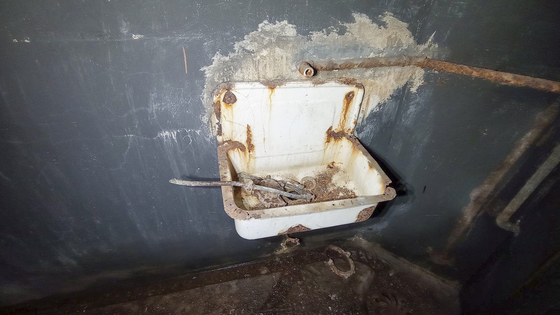 Ligne Maginot - FREUDENBERG - (Observatoire d'artillerie) - Lavabo  - Baptiste GAUDIN