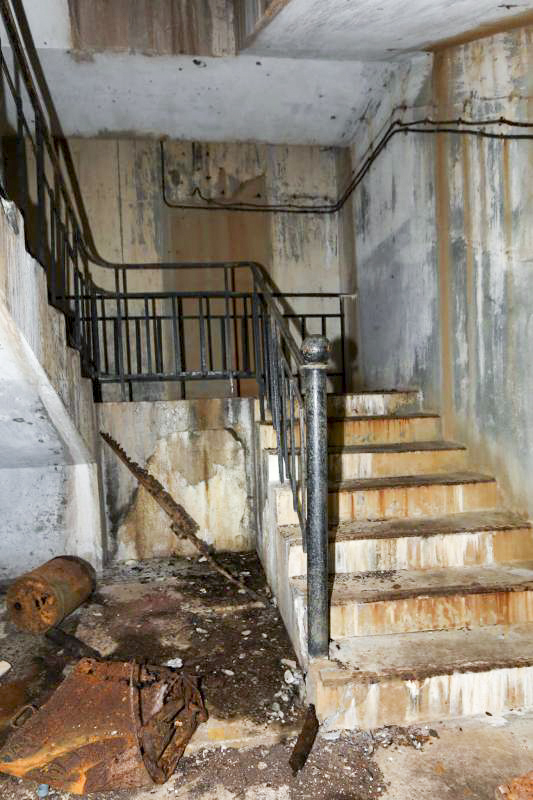 Ligne Maginot - REYERSVILLER - (Abri) - Pied de la cage d'escalier du coffre Ouest - GRASSER Michel