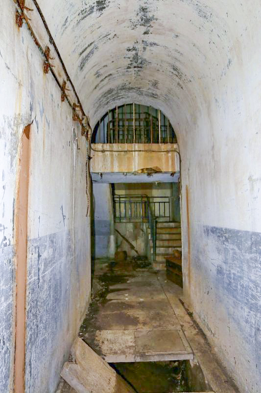 Ligne Maginot - REYERSVILLER - (Abri) - Galerie au pied de l'escalier du coffre Ouest - GRASSER Michel