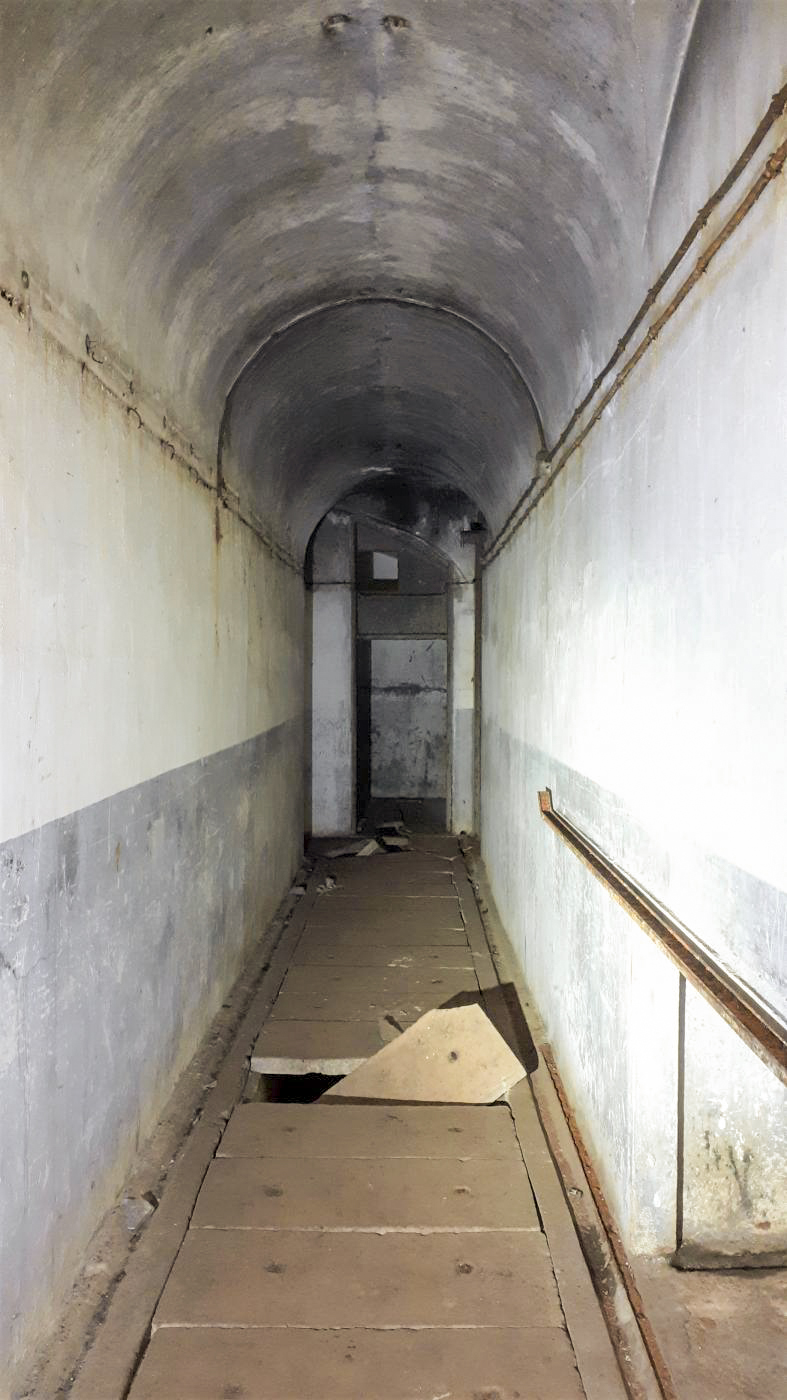 Ligne Maginot - REYERSVILLER - (Abri) - Couloir principal au niveau de la cuisine - Gregory Fuchs