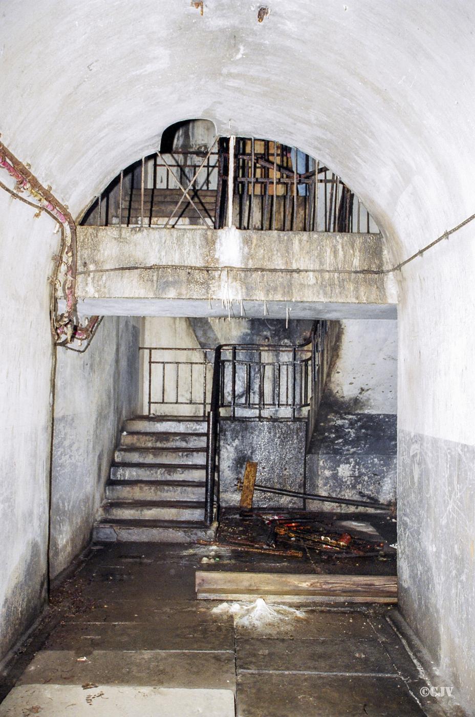 Ligne Maginot - REYERSVILLER - (Abri) - Pied de la cage d'escalier du coffre Est - Lia VERMEULEN