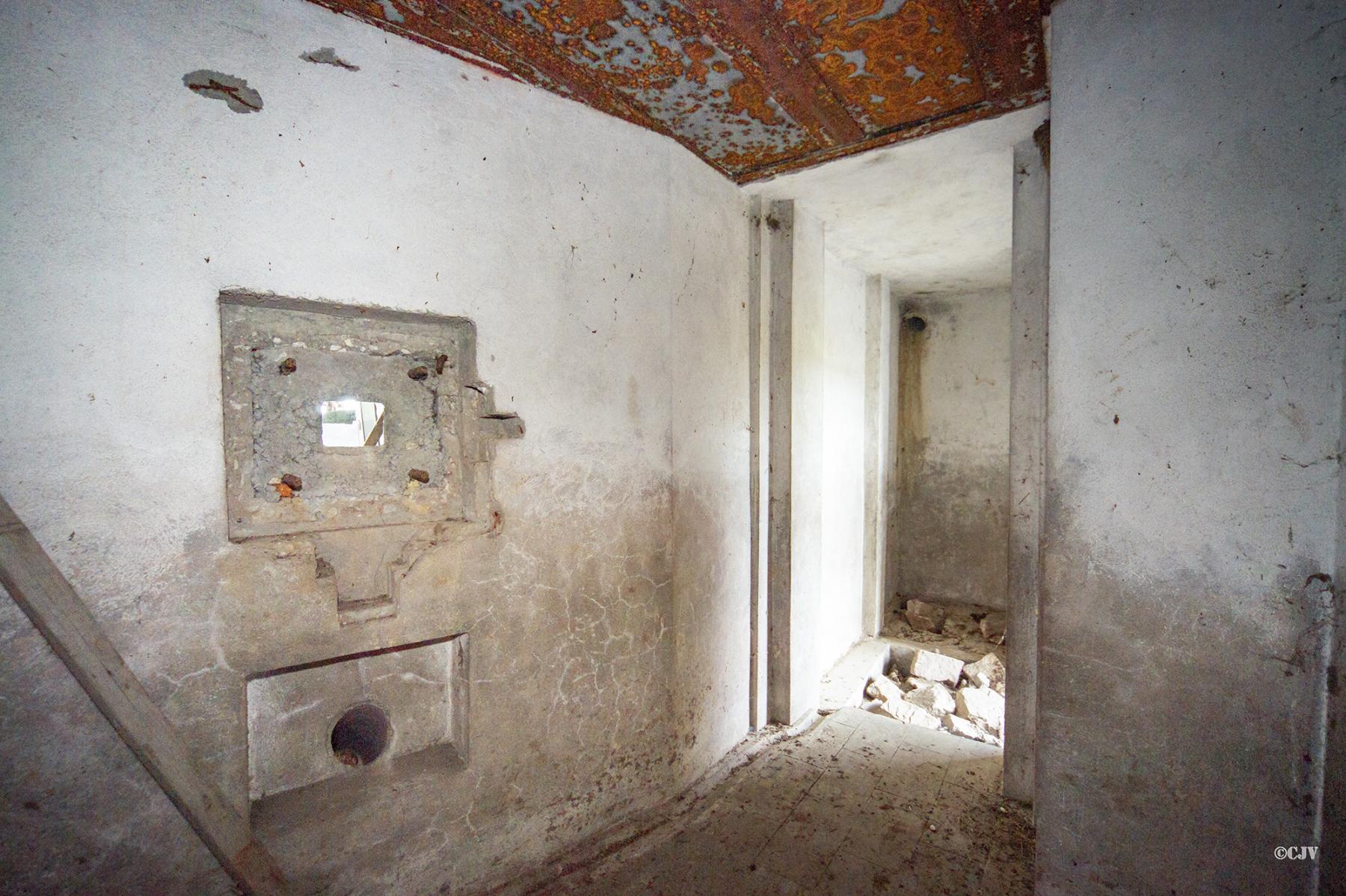 Ligne Maginot - MC27B - MC23 - (Casemate d'infanterie) -  - Lia VERMEULEN
