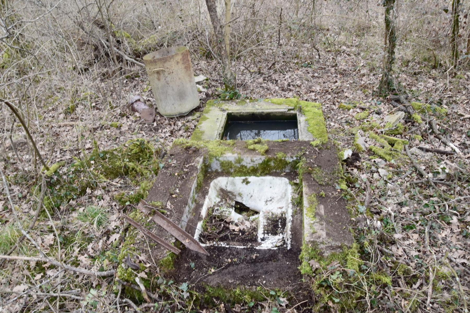 Ligne Maginot - BAERENRAIN - (Casernement) - Toilettes - Daniel Froehly