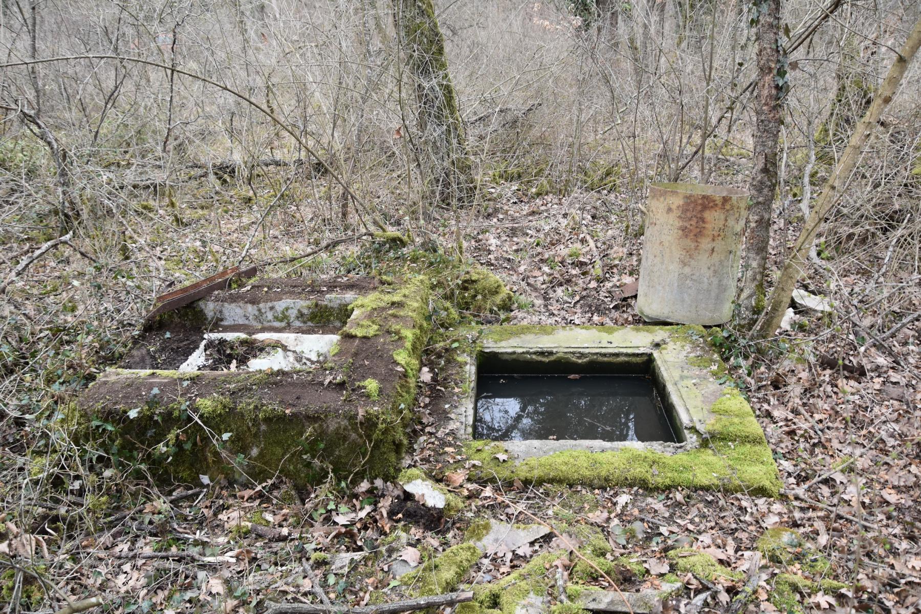 Ligne Maginot - BAERENRAIN - (Casernement) - Toilettes et sa fosse - Daniel Froehly