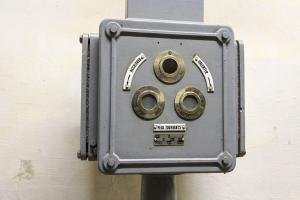 Ligne Maginot - FOUR A CHAUX - FAC - (Ouvrage d'artillerie) - Usine électrique
Colonne de feux tournant destinée à permettre la synchronisation des groupes électrogènes et leur couplage