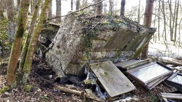 Ligne Maginot - SCHMELTZBACH OUEST - (Casemate d'infanterie - Simple) - Un pan de mur de la façade