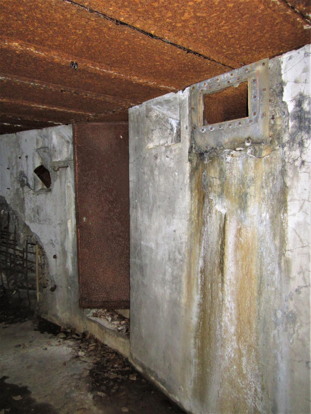 Ligne Maginot - TRAUTBACH OUEST - (Blockhaus pour arme infanterie) - Entrée et prise d'air - Gregory Fuchs