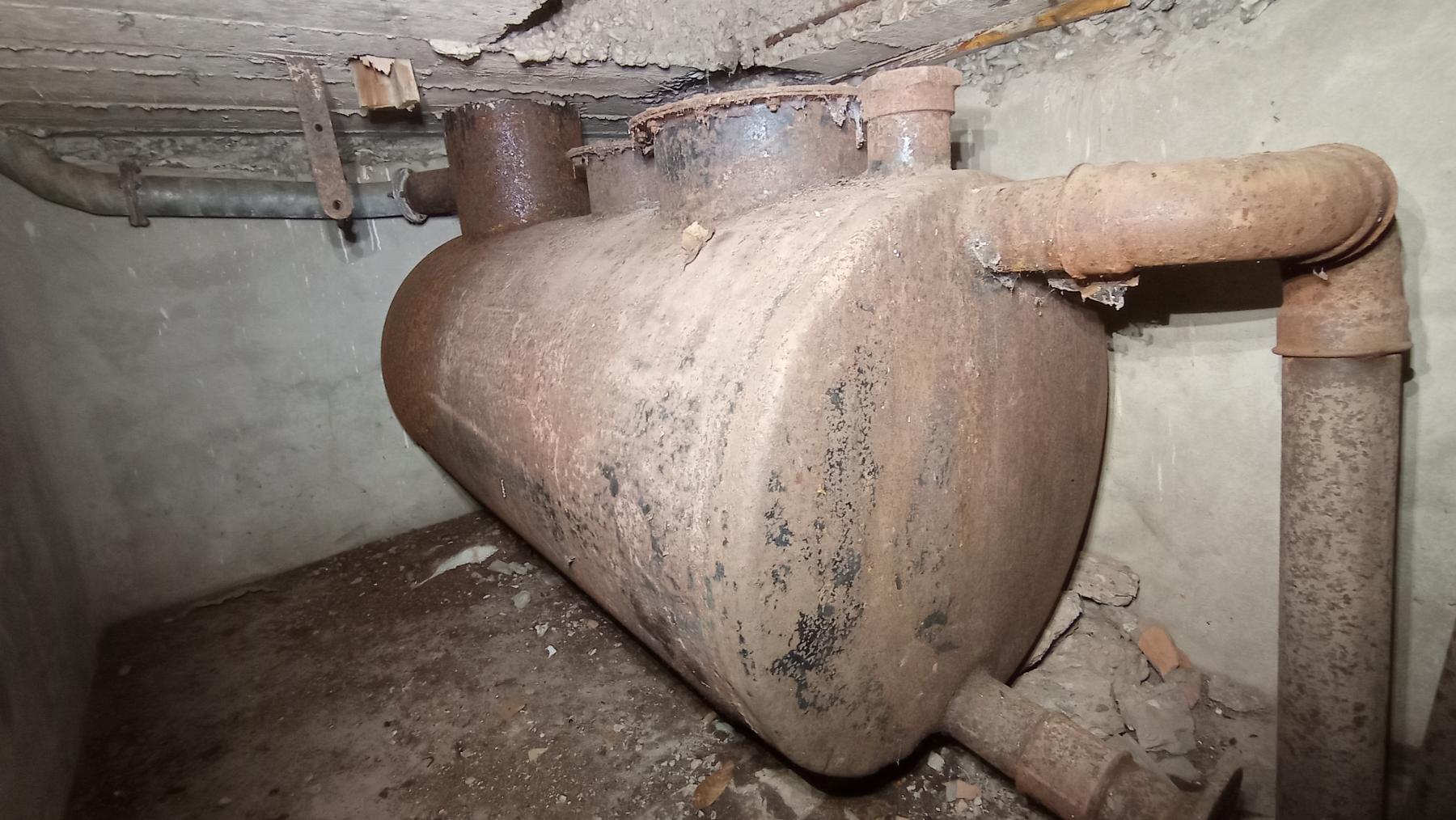 Ligne Maginot - GUNSTHAL COL EST - (Blockhaus pour arme infanterie) - Citerne de la fosse chimique ASEPTA - Baptiste GAUDIN