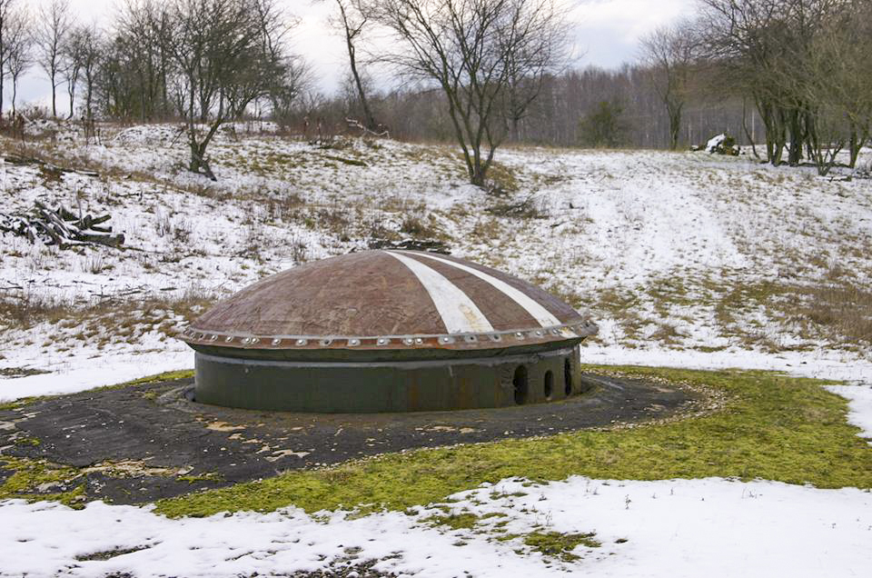Ligne Maginot - FOUR A CHAUX - FAC - (Ouvrage d'artillerie) - Bloc 2
Tourelle de 75 en batterie - GRASSER Michel