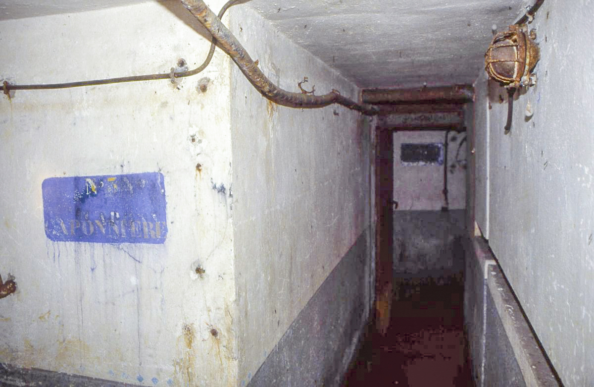 Ligne Maginot - BOIS DE KANFEN EST - C43 - (Casemate d'infanterie) - L'intérieur de la casemate - Valentin Hemmert