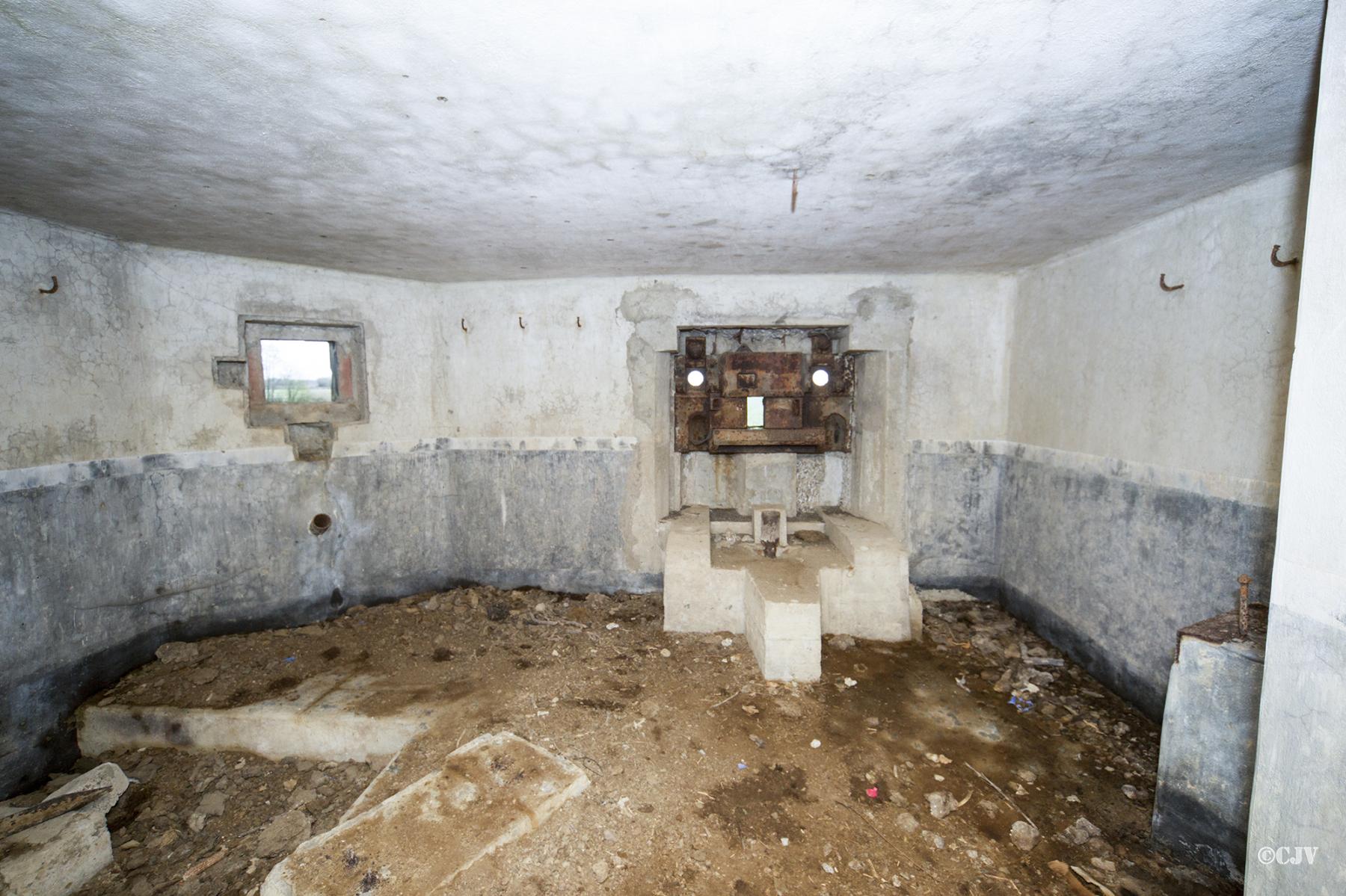Ligne Maginot - B723 - FERME aux PUCES (Blockhaus pour canon) -  - Lia VERMEULEN
