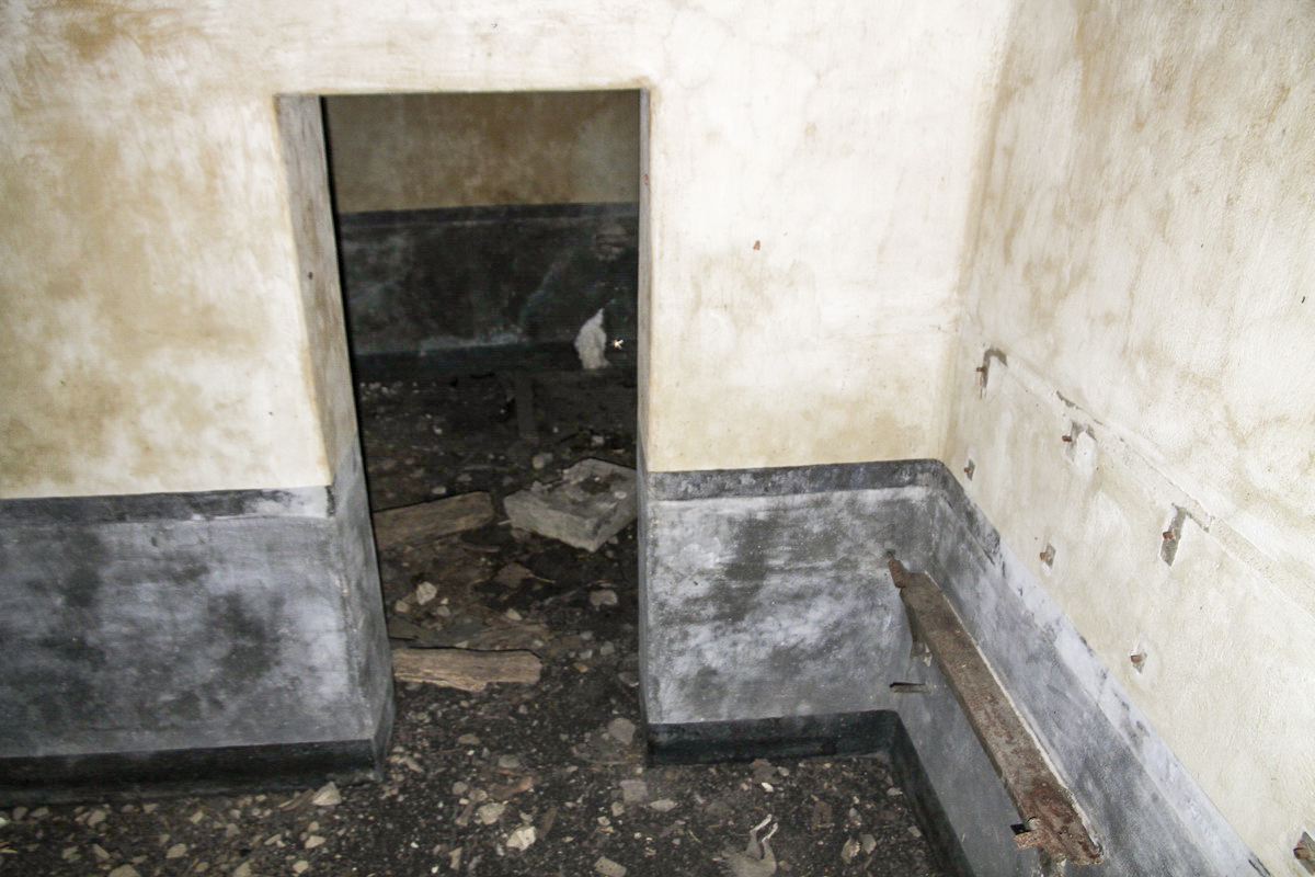 Ligne Maginot - B726 - FERME MIQUET (Blockhaus pour canon) - Vue du sous-sol - Alain Perouffe