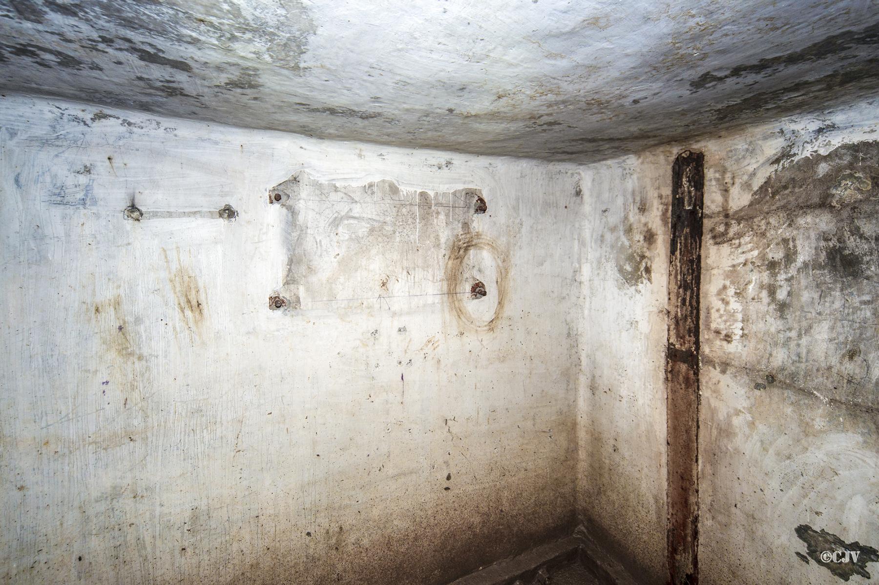 Ligne Maginot - E4 - (Chambre de coupure - Avec central) -  - Lia VERMEULEN