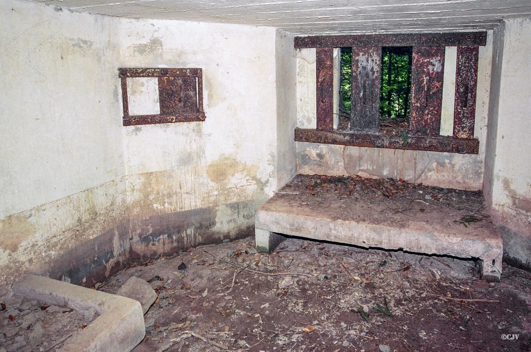 Ligne Maginot - C10 - GUNSTHAL 3 - (Blockhaus pour canon) - Chambre de tir - Lia VERMEULEN