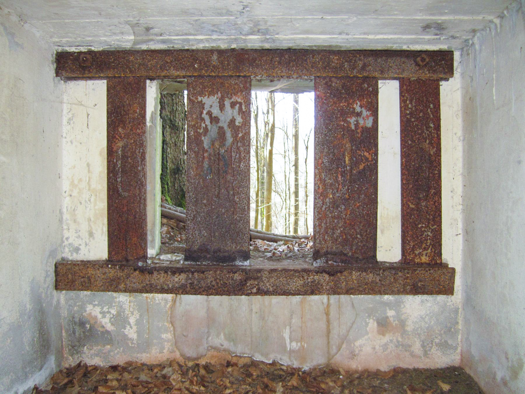 Ligne Maginot - C10 - GUNSTHAL 3 - (Blockhaus pour canon) - Créneau antichar - Gregory Fuchs