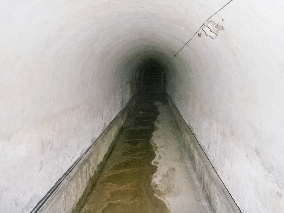 Ligne Maginot - LEMBACH - (Ouvrage d'infanterie) - Galerie principale au niveau des blocs de combats - Patrice Vilain