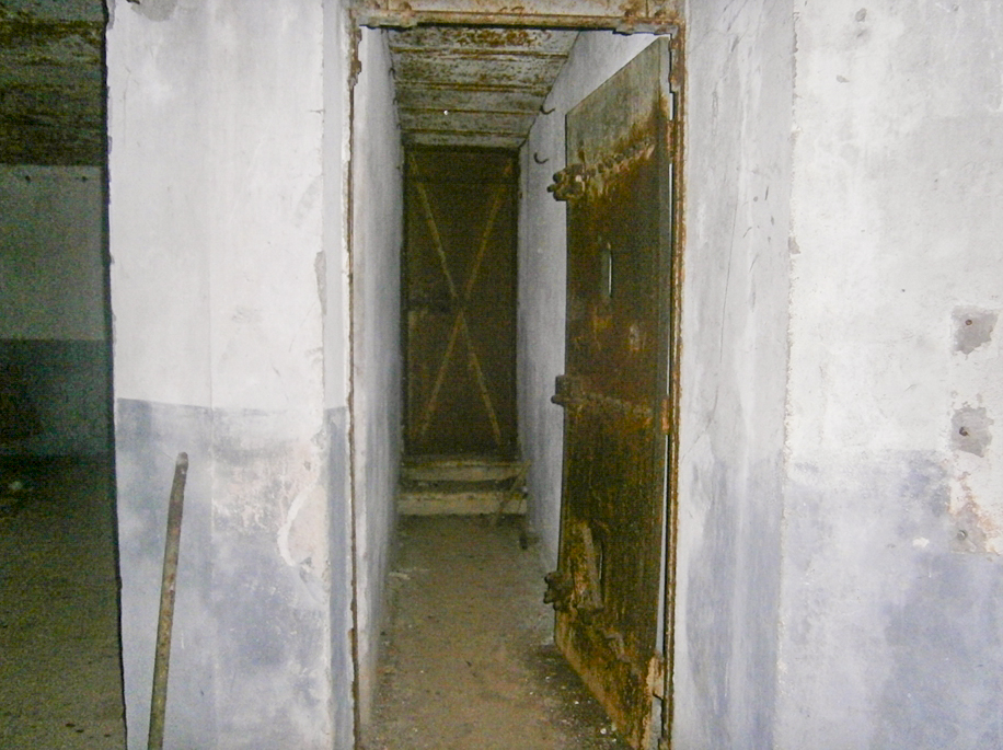 Ligne Maginot - LEMBACH - (Ouvrage d'infanterie) - Bloc 1
Couloir de l'entrée - Patrice Vilain