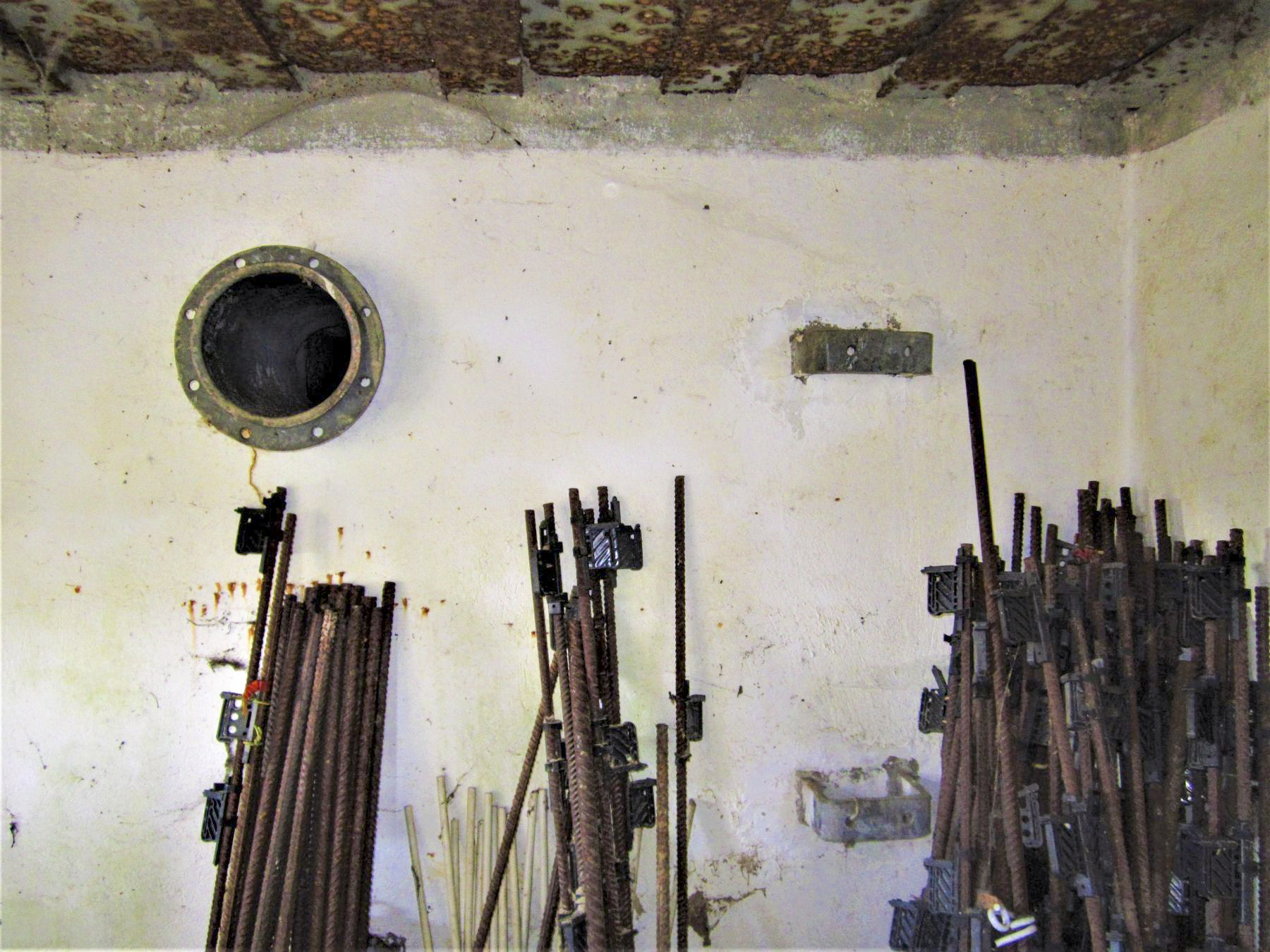 Ligne Maginot - SPIESS 3 - (Blockhaus pour arme infanterie) - Support du ventilateur - Gregory Fuchs