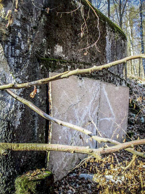 Ligne Maginot - TRAUTBACH EST - (Blockhaus pour arme infanterie) - Panneau de camouflage toujours en place - Fré Do