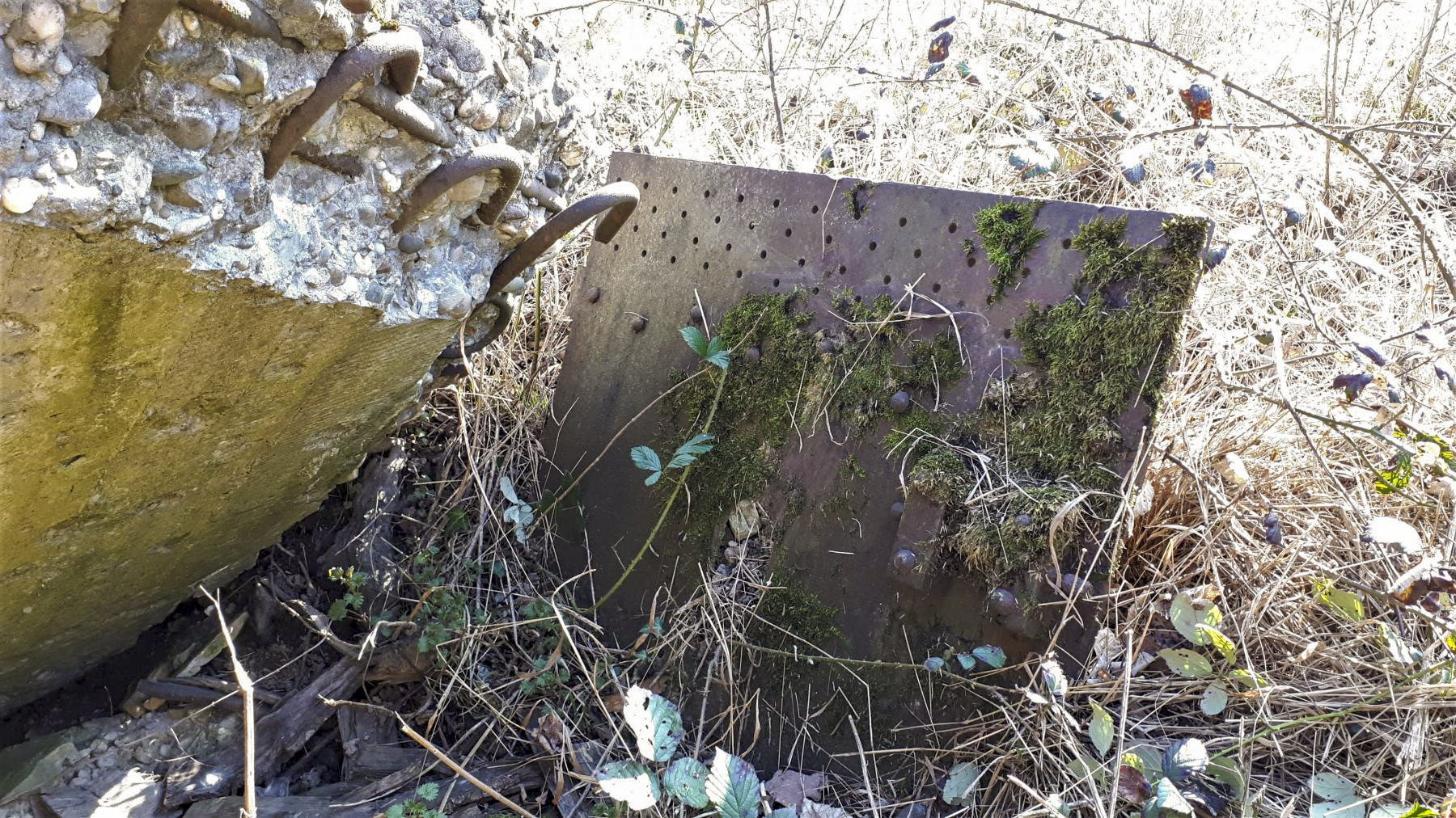 Ligne Maginot - FM86 - WELSCHHOF SUD OUEST - (Blockhaus pour arme infanterie) - La porte blindée - Gregory Fuchs