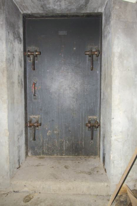 Ligne Maginot - NANCY- LAXOU - CENTRAL PROTéGé - (Central téléphonique isolé) - Porte étanche intérieure - Antoine SCHOEN