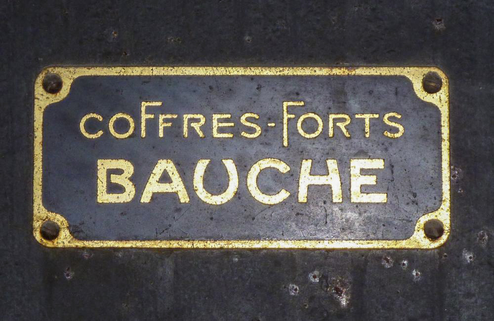 Ligne Maginot - NANCY- LAXOU - CENTRAL PROTéGé - (Central téléphonique isolé) - Porte étanche intérieure, plaque constructeur - Pascal LAMBERT