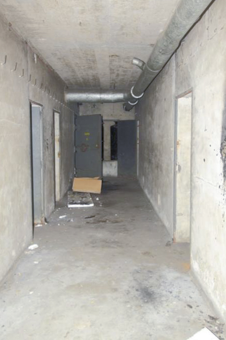 Ligne Maginot - NANCY- LAXOU - CENTRAL PROTéGé - (Central téléphonique isolé) - Couloir inférieur de desserte des locaux - Antoine SCHOEN