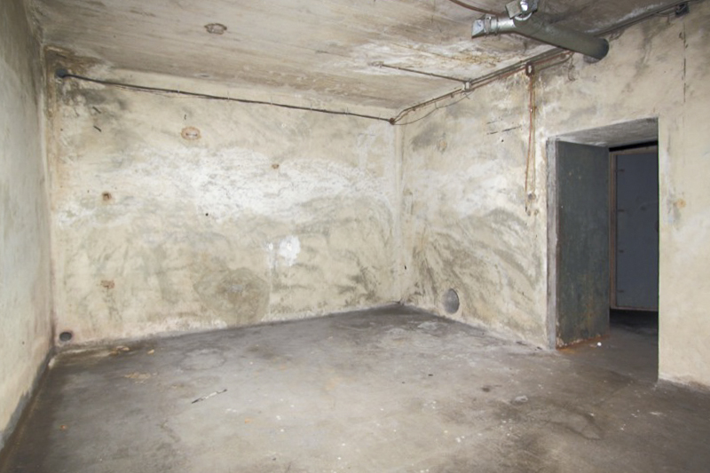 Ligne Maginot - NANCY- LAXOU - CENTRAL PROTéGé - (Central téléphonique isolé) - Deux dortoirs à 12 lits étaient situés à l'étage inférieur l'étage inférieur - Antoine SCHOEN