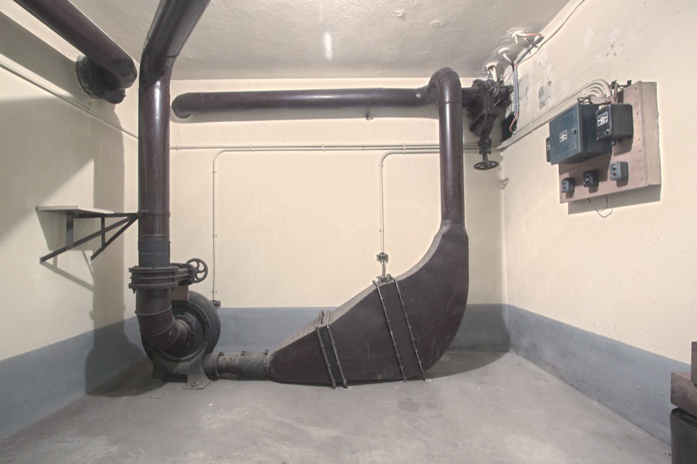 Ligne Maginot - NANCY- LAXOU - STATION PROTéGéE LSGD - (Central téléphonique isolé) - Ventilateur et chauffage par résistance électrique - Antoine SCHOEN