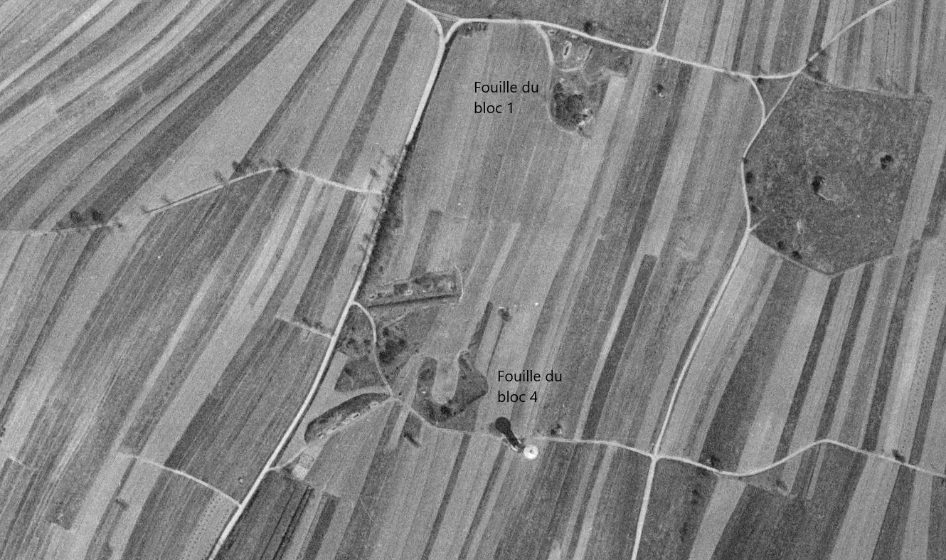 Ligne Maginot - OBERROEDERN - (Ouvrage d'artillerie) - Les fouilles des blocs 1 (mortier de 81) et 4 (entrée mixte) - IGN - Géoportail 1971