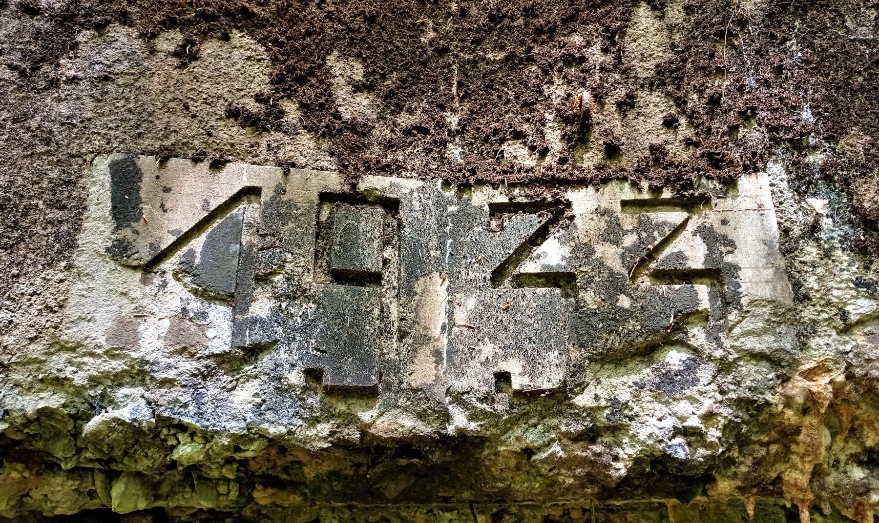 Ligne Maginot - TRAUTBACH OUEST - (Blockhaus pour arme infanterie) - Cartouche de l'année de construction '1933' - Baptiste GAUDIN