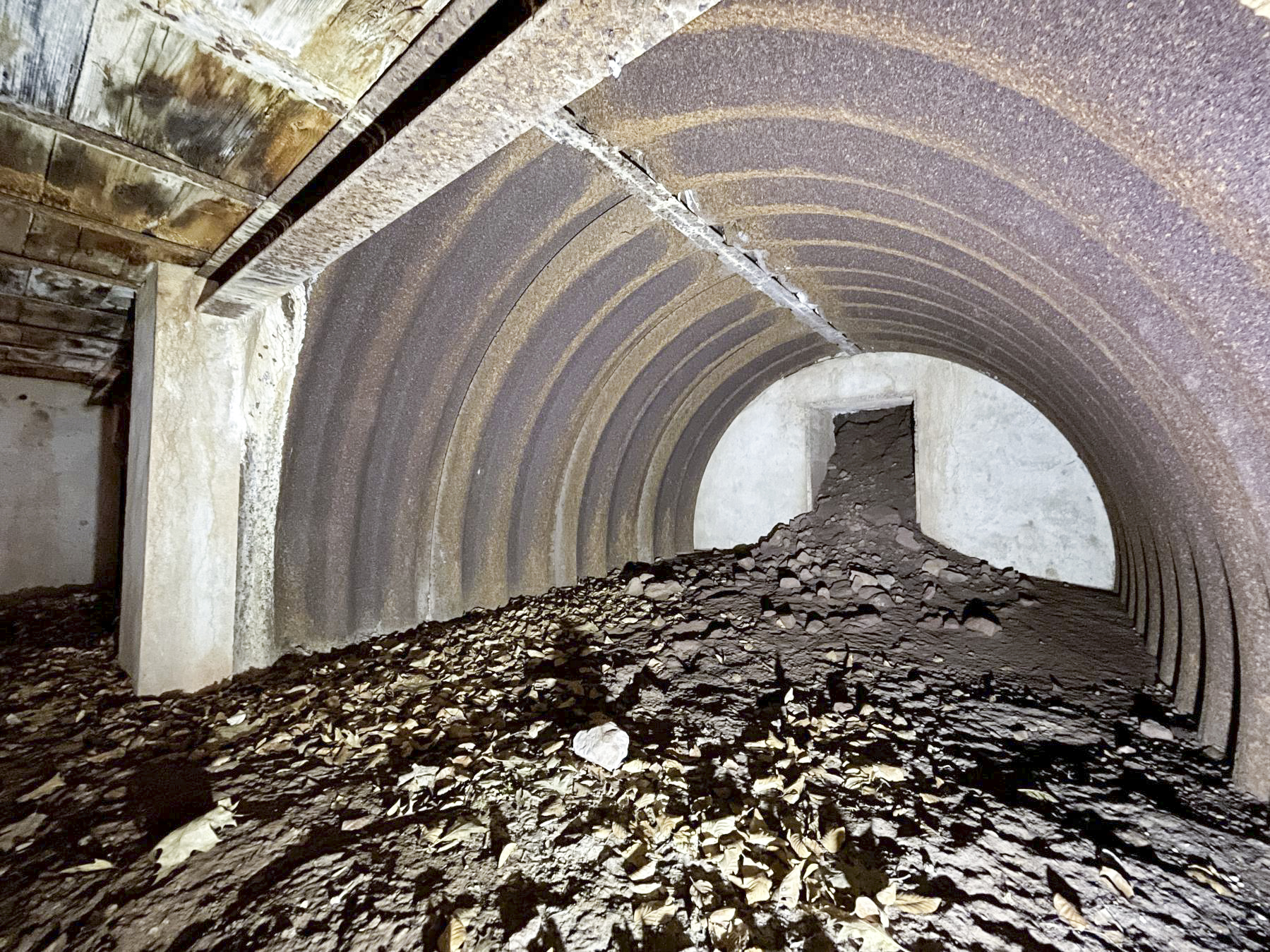 Ligne Maginot - HERRENWALD - ( III - 153° RIF ) - (PC de Quartier) - La deuxième alvéole avec réservation au fond pour un éventuel départ de galerie - DK_Antoine4
