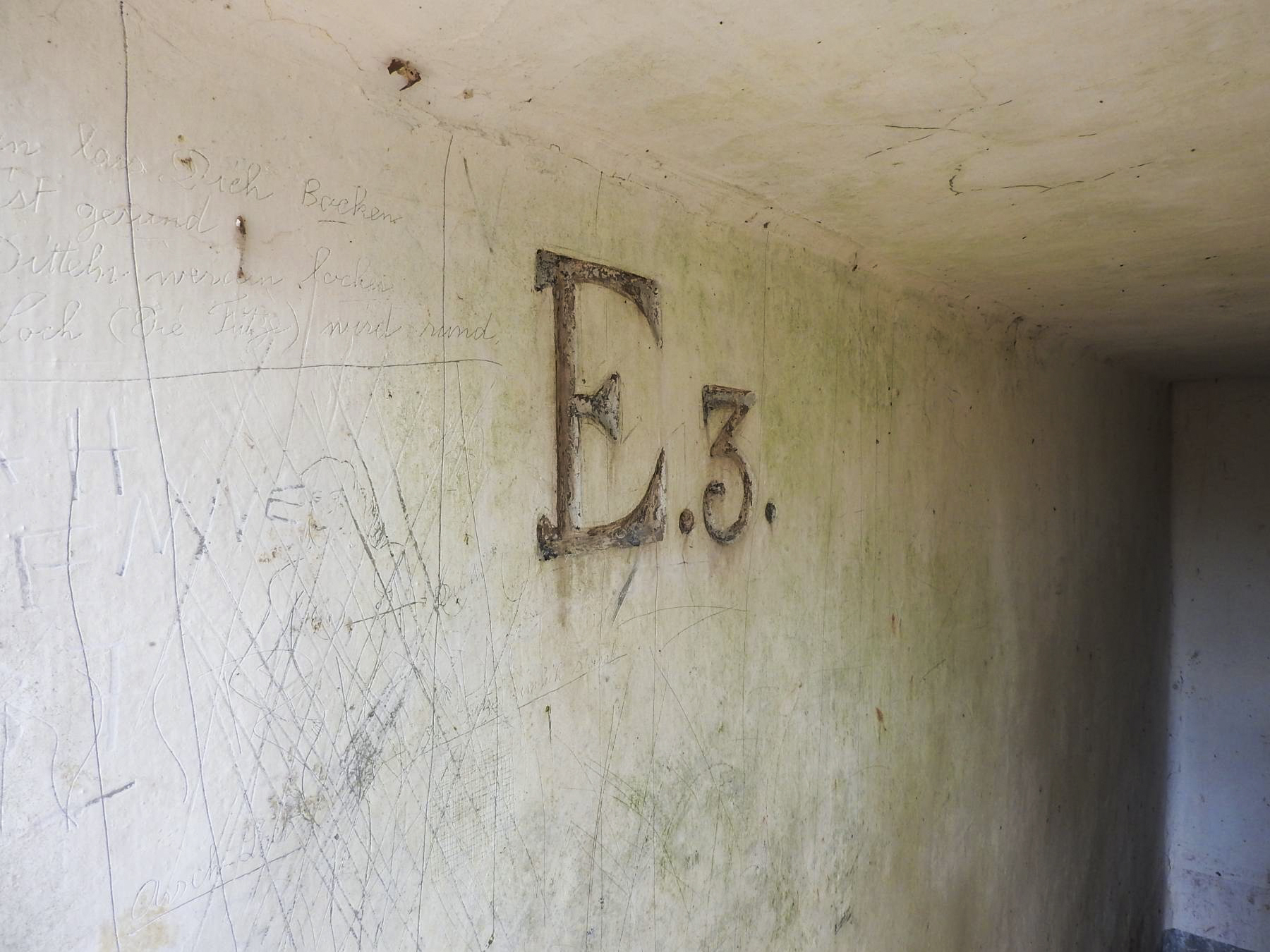 Ligne Maginot - E3 - (Chambre de coupure) - Marquage 'E3' - STENGER Mathieu