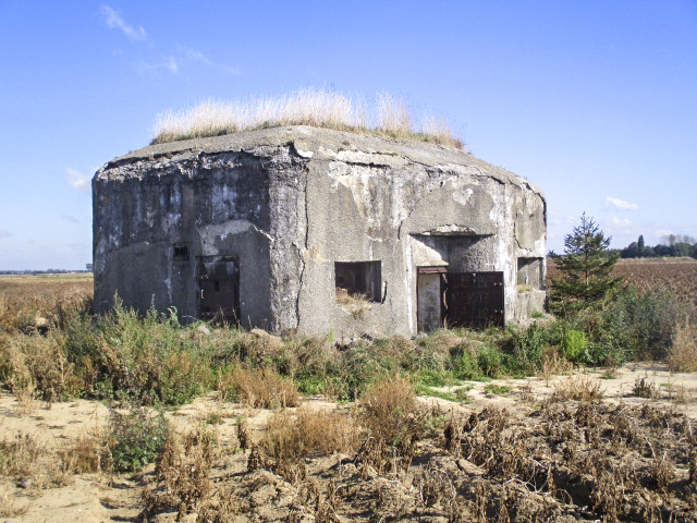Ligne Maginot - B311 - LA COUTURE - (Blockhaus pour canon) - Face orientée côté sud-ouest. - Smardz Félix